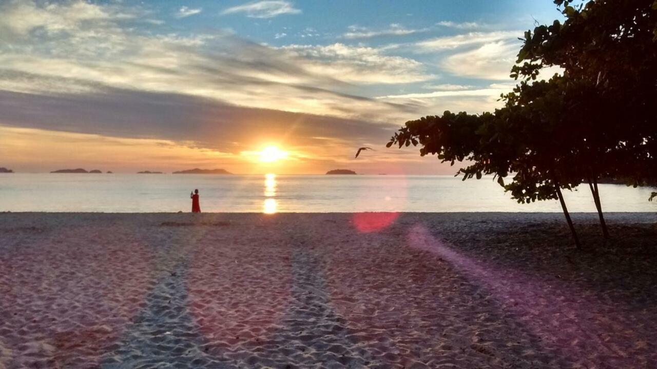 Villa Felix Suites E Chales Ubatuba Eksteriør billede