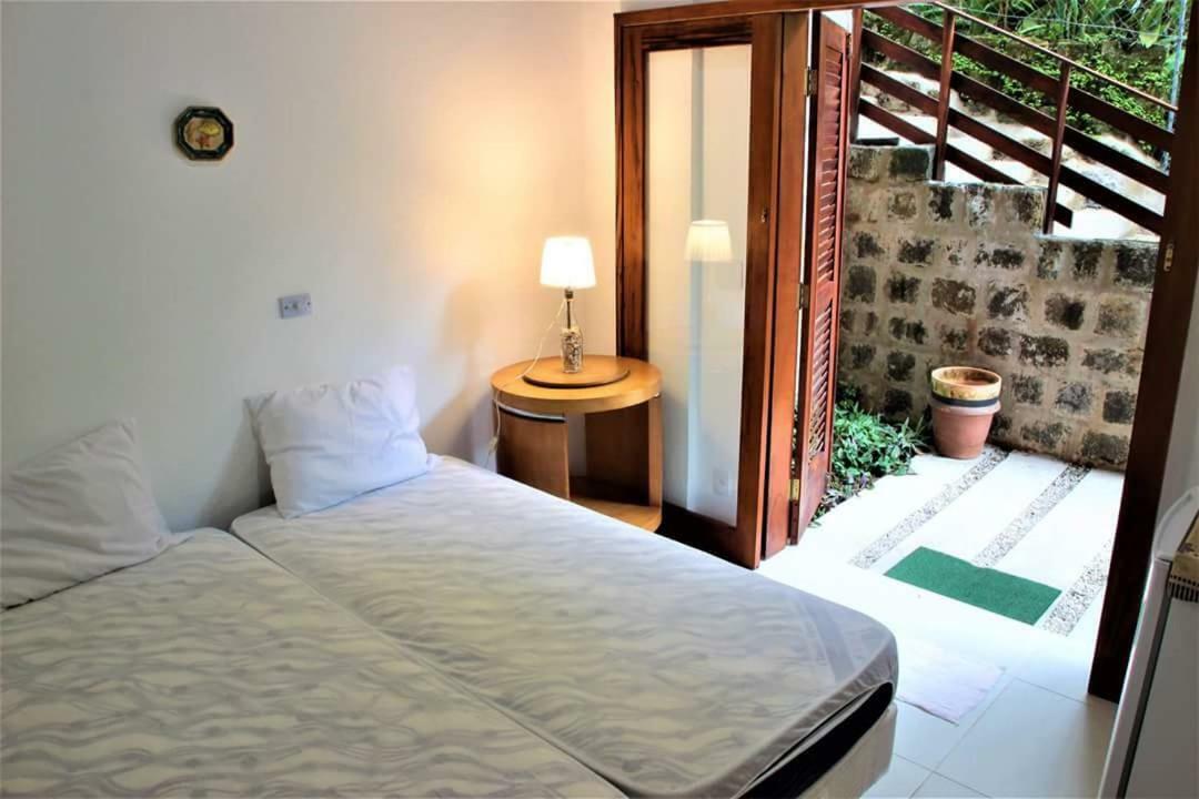 Villa Felix Suites E Chales Ubatuba Eksteriør billede